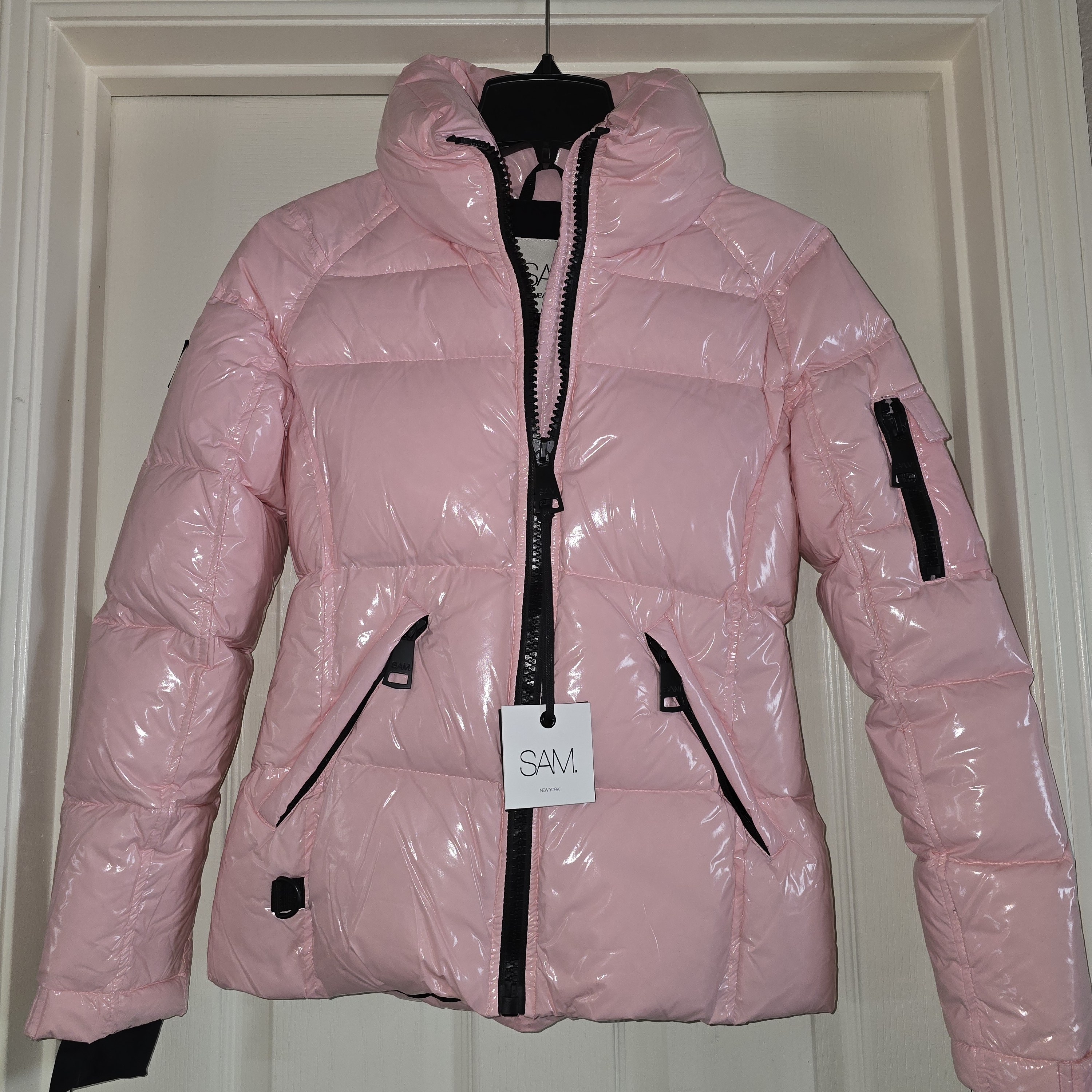 Sam. Women's Light Pink Puffer Jacket